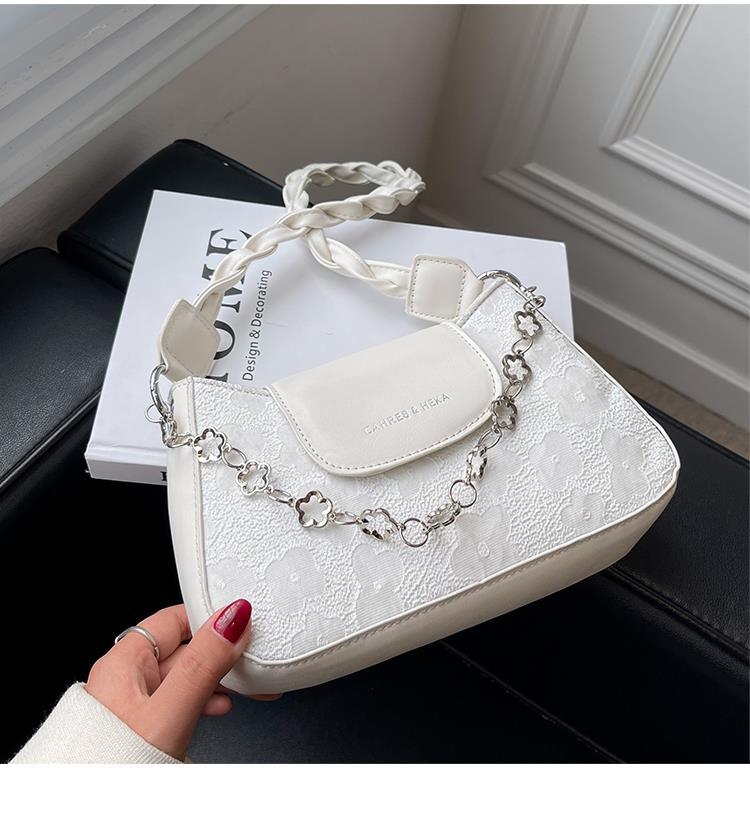 High-End Small For Women 2022 New Texture 2023 Niche Design Single Shoulder Underarm Chain Crossbody Bag_voghion.com
