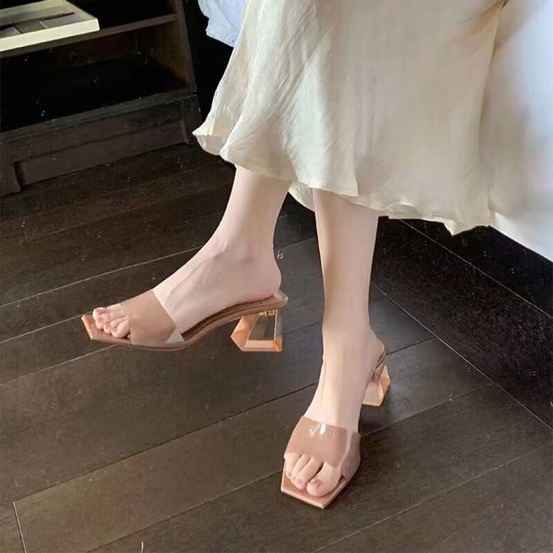 仙女風透明水晶粗跟涼拖鞋夏季新款簡約一字帶方頭水鑽涼鞋女外穿
