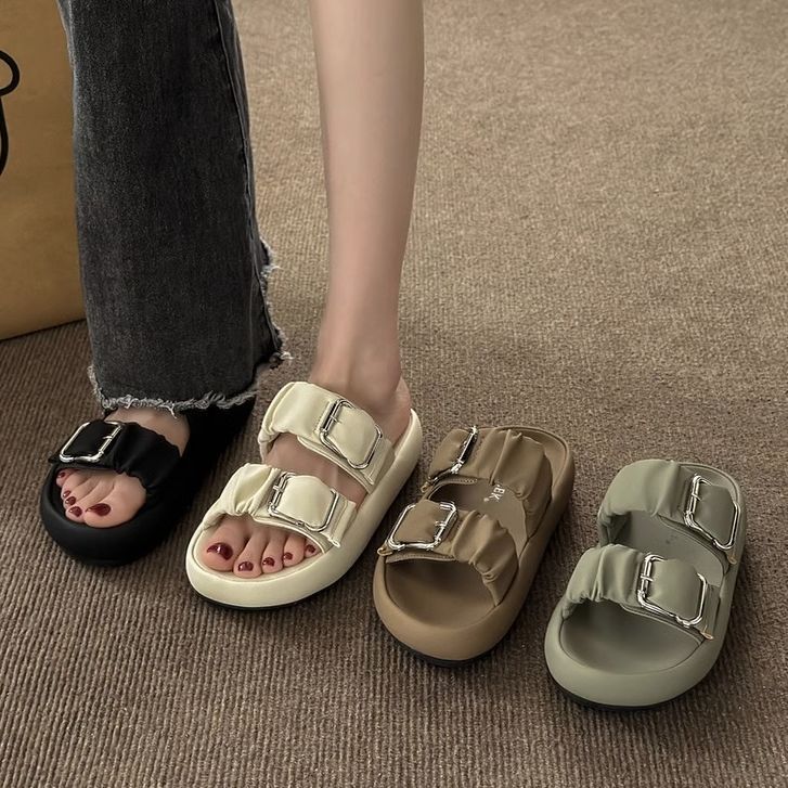 Slippers women's  new thick-soled non-slip non-stinky feet sandals women's flat-bottomed fashion high-end one-word slippers