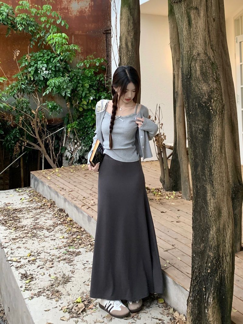 秋季套裝女2023新款韓系甜辣風高級短款針織開衫吊帶半身裙三件套