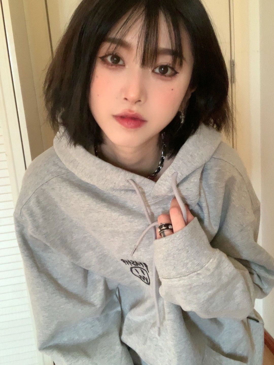 韓系oversize灰色衛衣女春秋薄款2023年新款春秋上衣vintage高街