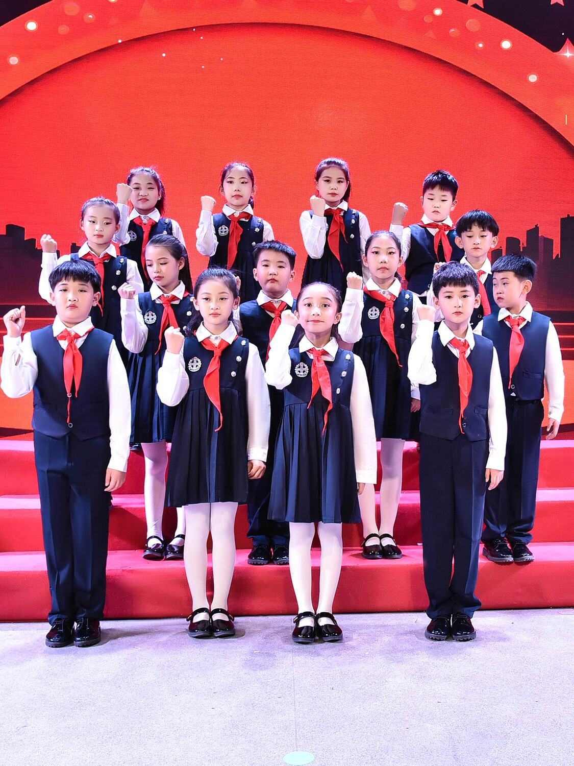 儿童合唱服演出服合唱团表演服中小学生大合唱诗歌朗诵背诵钢琴服