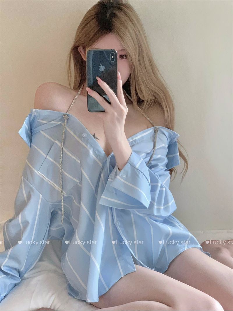 性感辣妹露肩條紋襯衫女秋季長袖純欲風鏈條掛脖露背襯衣小眾上衣
