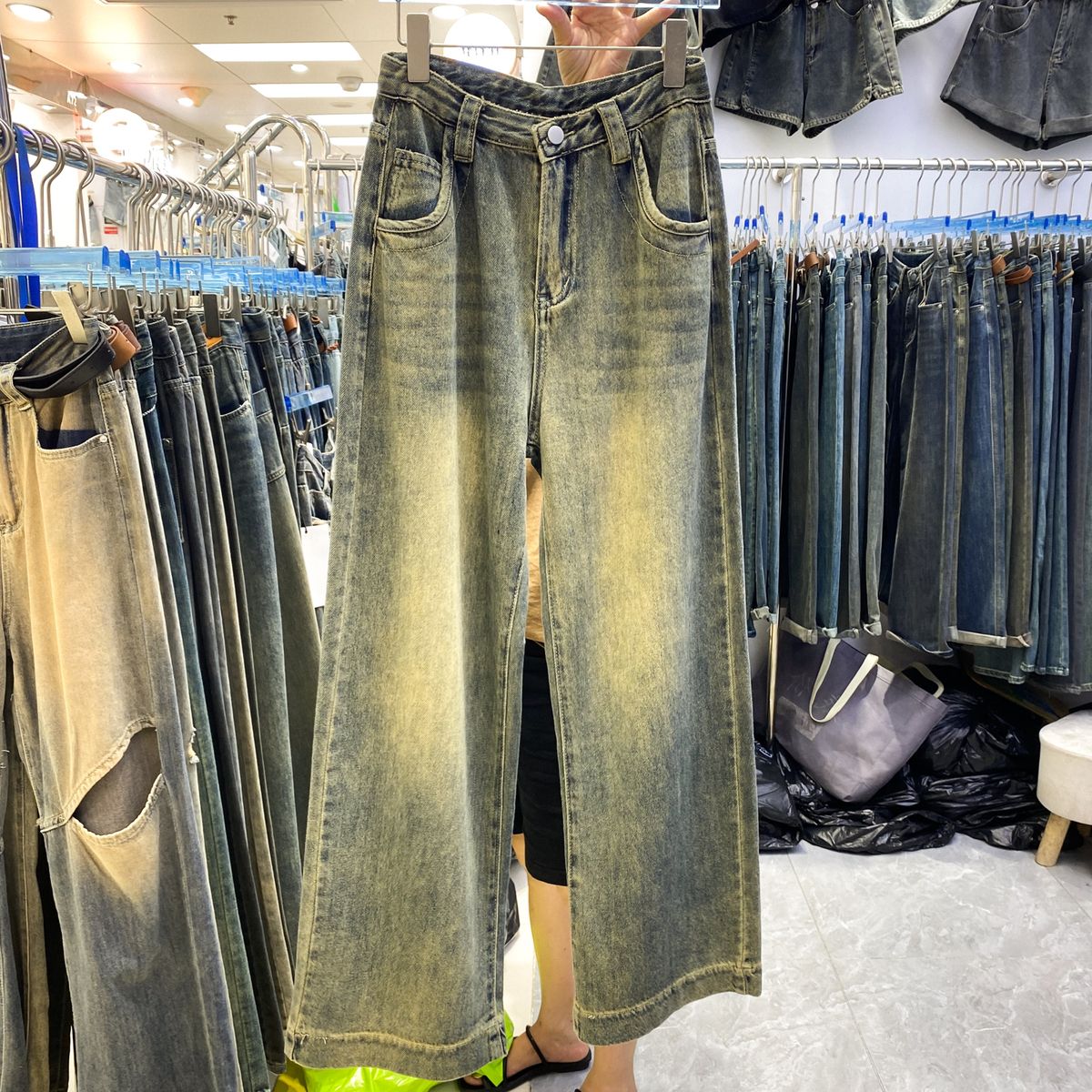 復古懷舊闊腿牛仔褲女春秋2023新款小眾高腰顯瘦直筒寬鬆港風褲子