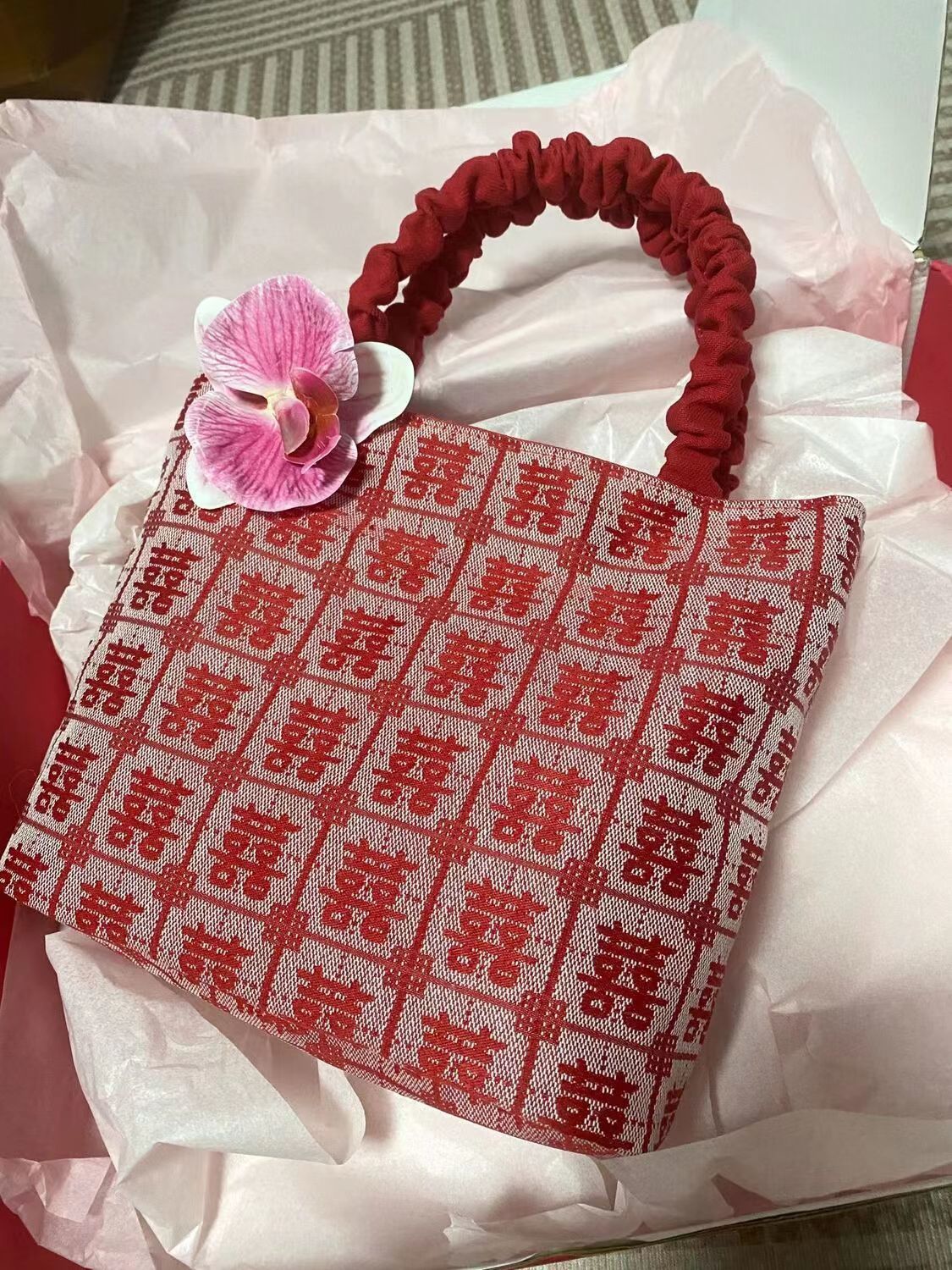 Autumn Bag Girl 2023 New Little Red Joy Handheld Tote Bag with Hand Gift Large Capacity Bridal Bag Girl