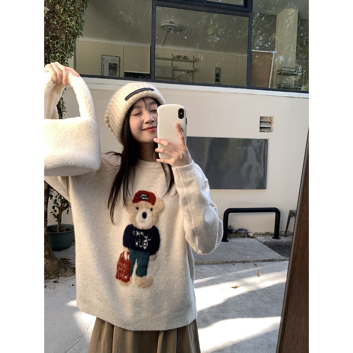 新款減齡俏皮搞怪針織上衣韓版軟糯提花寬鬆圓領小熊毛衣女秋冬