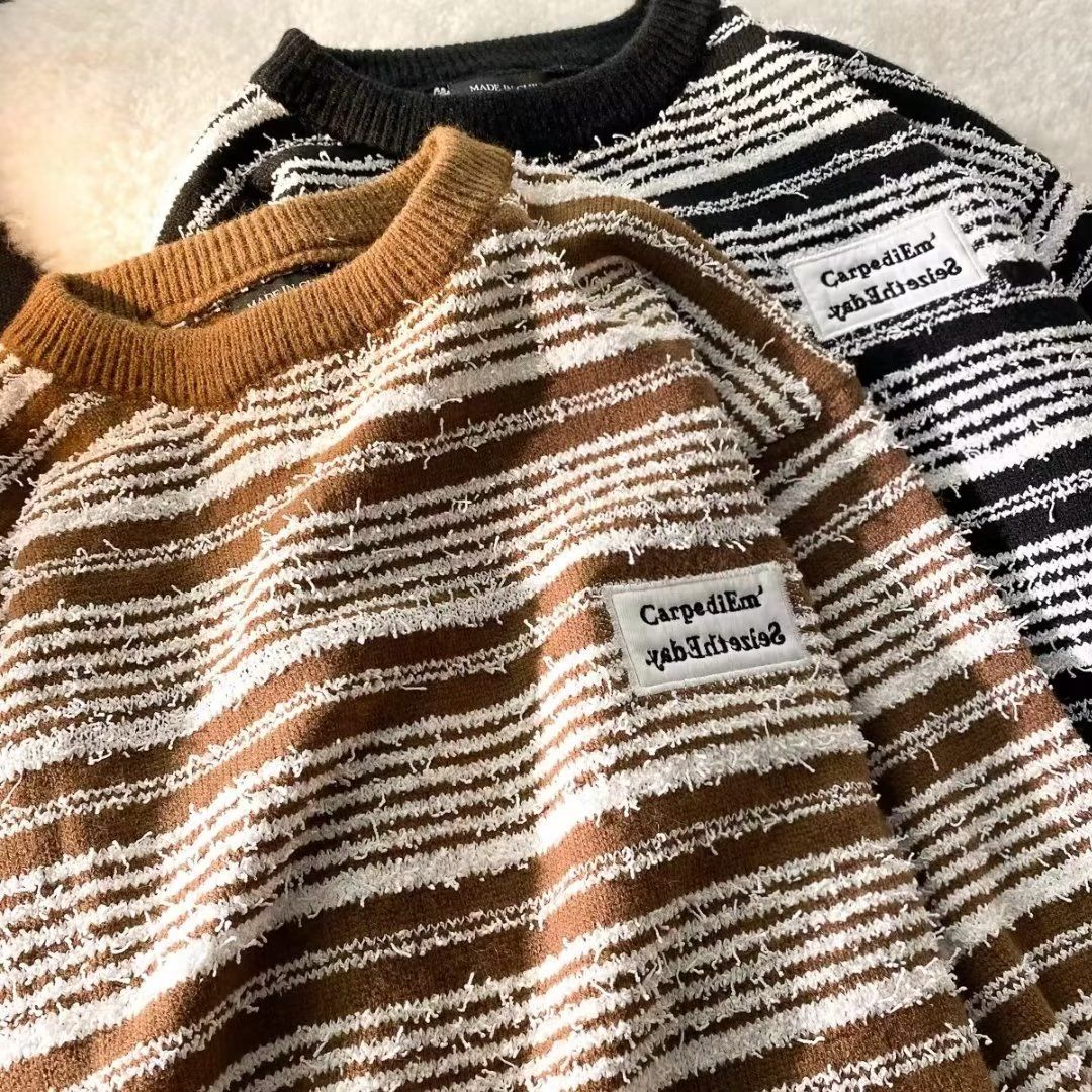 Japanese soft and waxy loose long-sleeved sweater men's autumn 2023 new lazy style striped knitted cardigan top