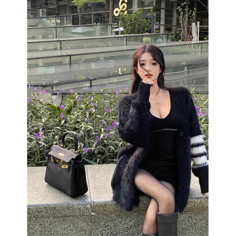 可可里小姐~黑色V領仿水貂絨開衫毛衣外套寬鬆慵懶風中長款針織衫