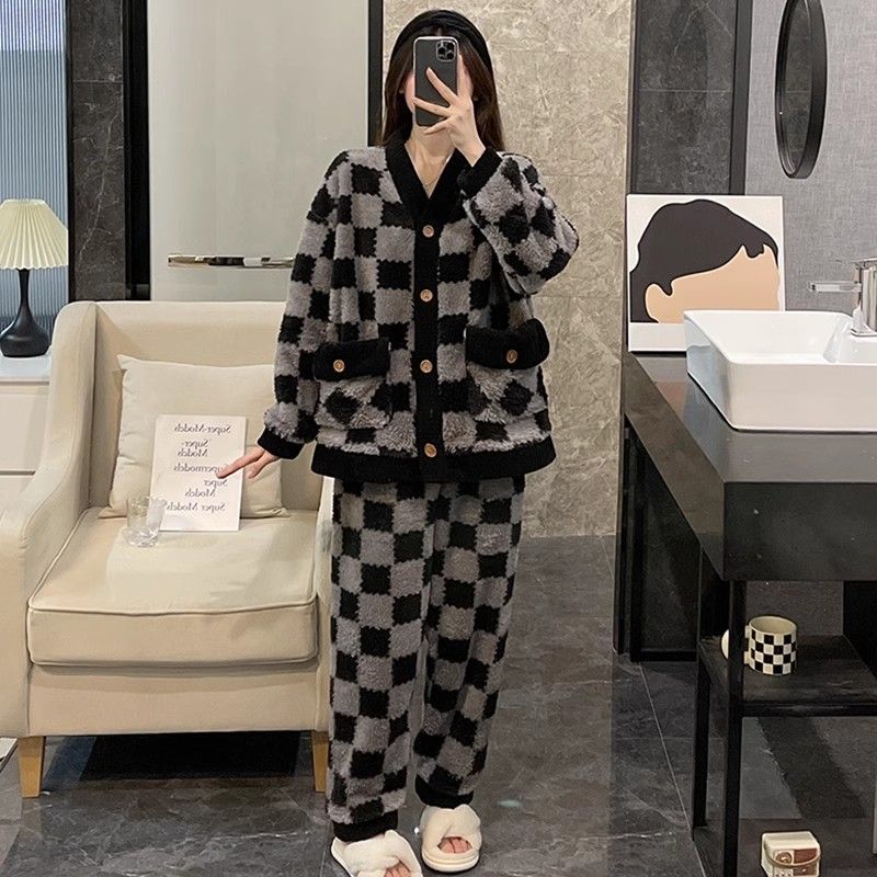 睡衣女秋冬加厚加絨新款法蘭絨兩件套珊瑚絨小個子就家居服可外穿