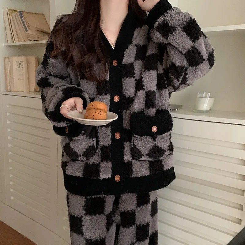 珊瑚絨可愛睡衣女2023年新款秋冬季加絨加厚網紅法蘭絨家居服套裝