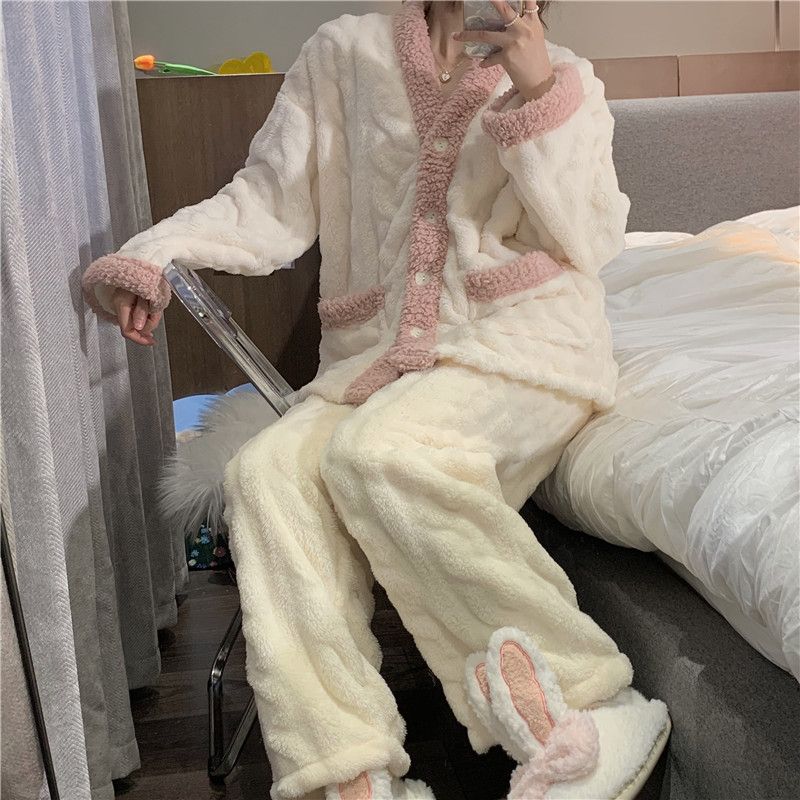 睡衣冬季女款珊瑚絨加厚加絨長袖可愛寬鬆法蘭絨家居服套裝可外穿