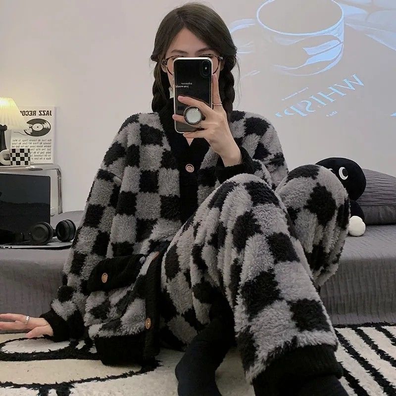 睡衣冬季女款2023新款珊瑚絨秋冬款加絨加厚法蘭絨冬天家居服套裝