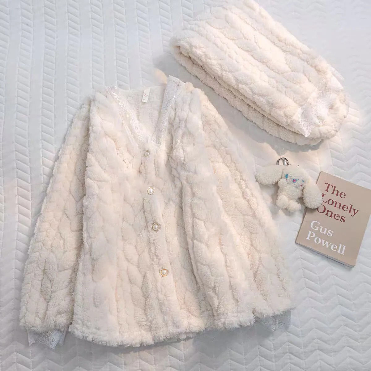 珊瑚絨毛絨睡衣女冬季款加絨加厚法蘭絨可愛外穿網紅風家居服套裝