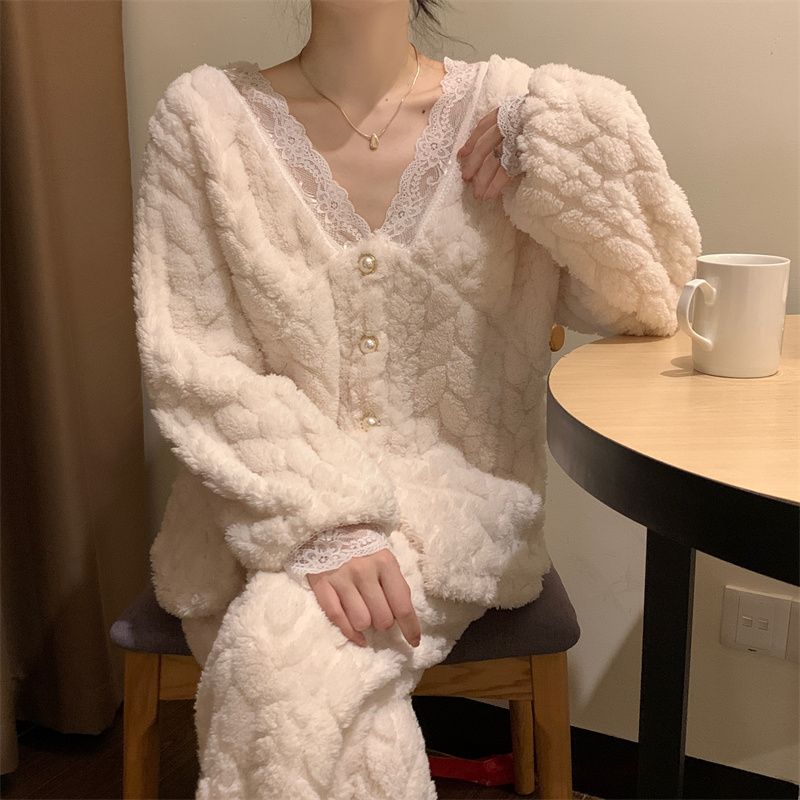 睡衣冬季女款珊瑚絨加厚加絨長袖可愛寬鬆法蘭絨家居服套裝可外穿