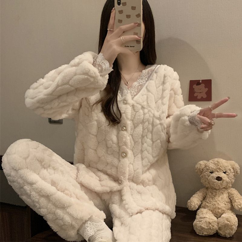 睡衣秋冬季女珊瑚絨加絨加厚長袖長褲套裝冬天保暖蕾絲可愛家居服
