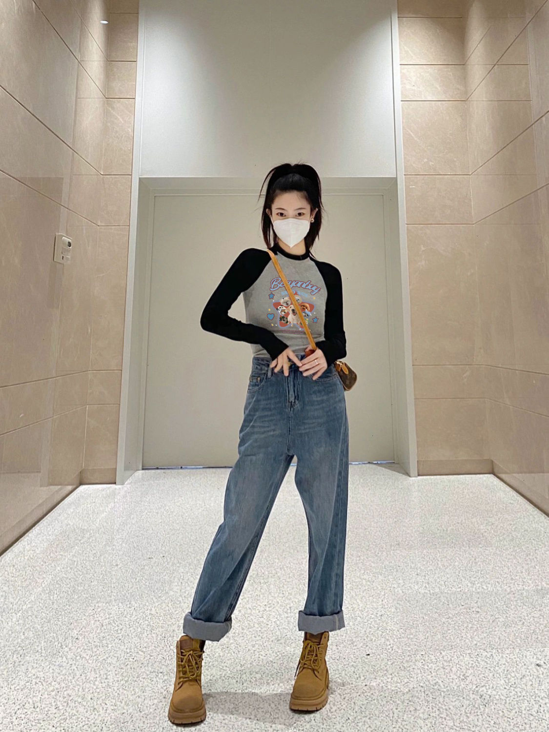 T恤女復古港風短款修身印花長袖內搭打底衫秋季2023新款撞色上衣