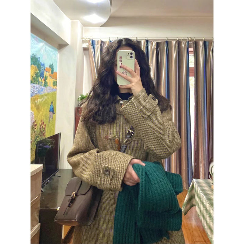 牛角扣毛呢外套女2023秋冬季新款森系呢子大衣赫本風加厚韓系冬天