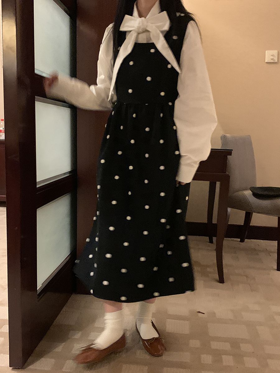 燈芯絨波點連衣裙秋冬季復古法式甜美方領背心長裙女2023新款裙子