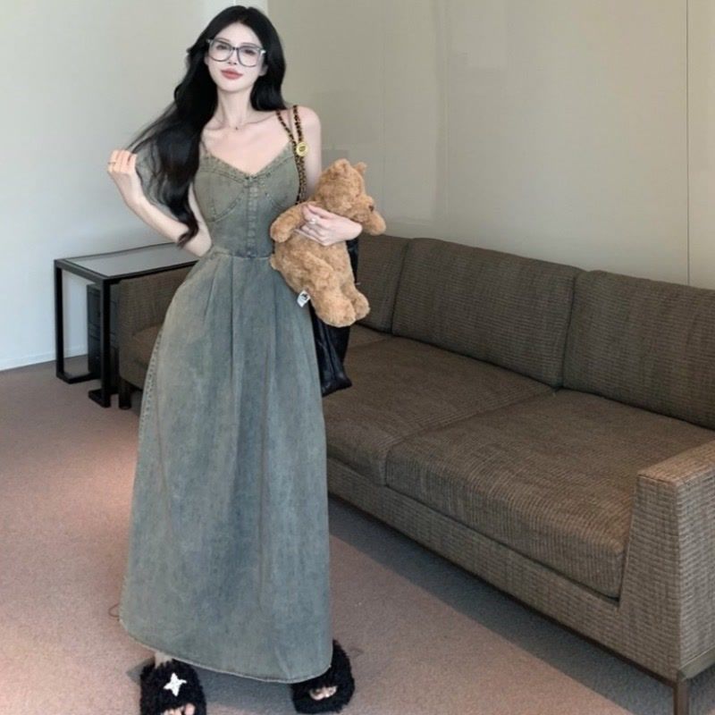 純欲牛仔吊帶裙女春秋新款中長裙大碼法式遮肉辣妹復古高級連衣裙