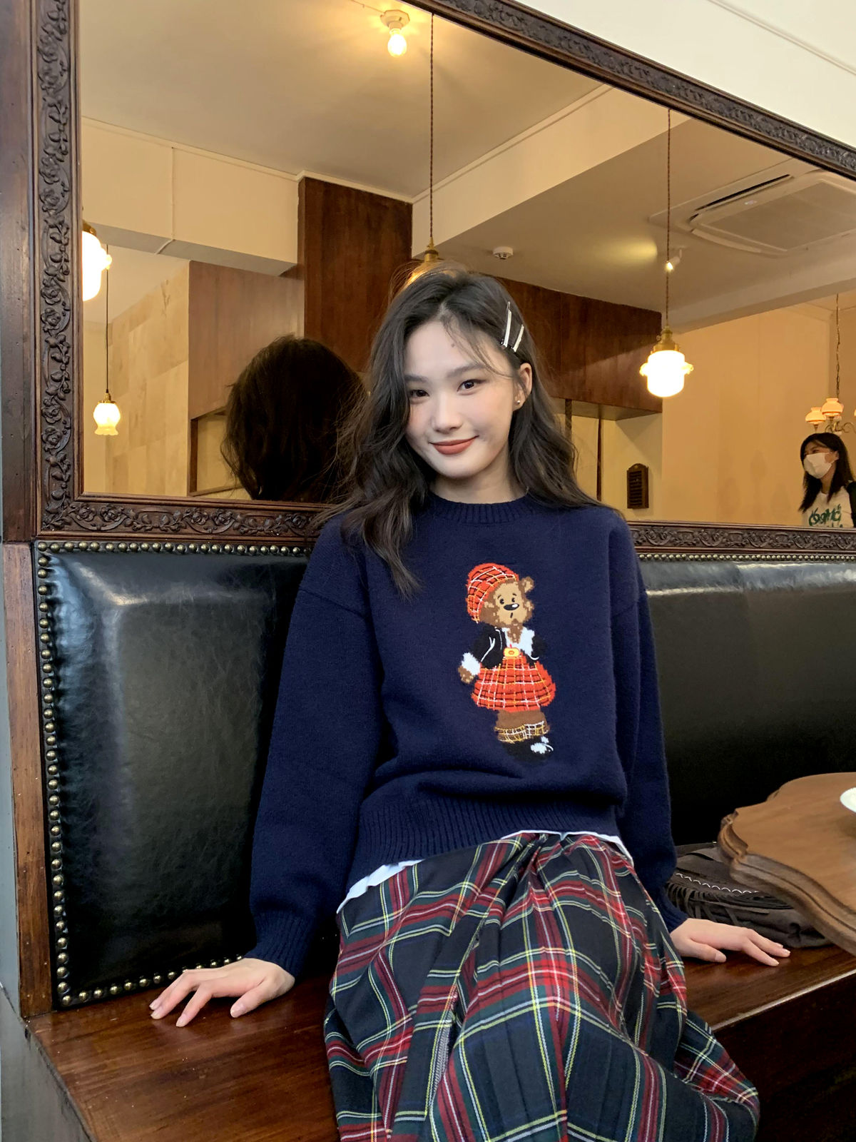 甜美風小熊提花情侶款毛衣女秋冬新款復古寬鬆慵懶風針織上衣