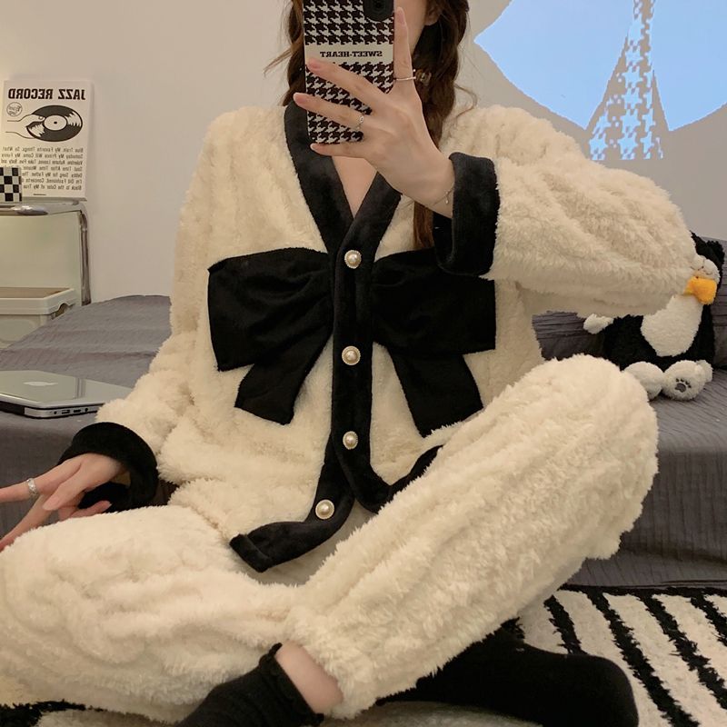 可愛珊瑚絨冬季睡衣女加厚法蘭絨秋冬加絨家居服外穿加厚長袖小眾