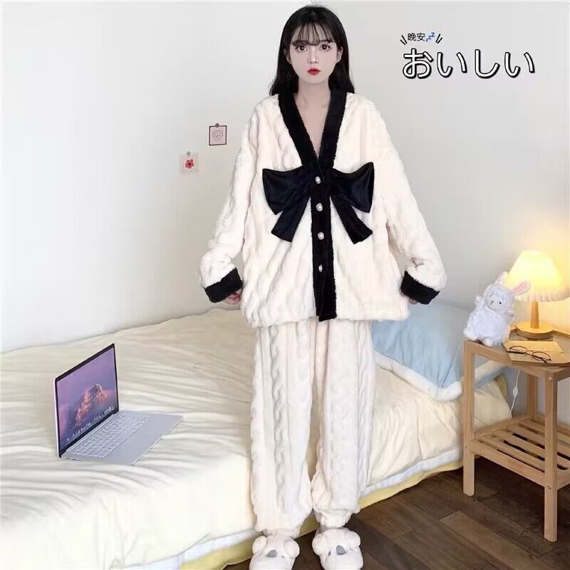 珊瑚絨冬季睡衣女外穿小眾長袖加絨加厚可愛卡通法蘭絨家居服ins