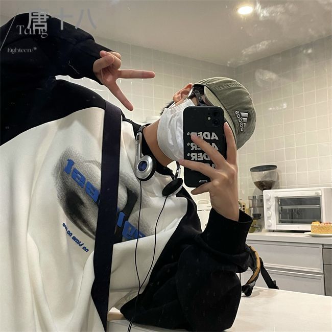 唐十八自製復古虛影印花字母拼接長袖潮圓領寬鬆套頭休閒連肩衛衣