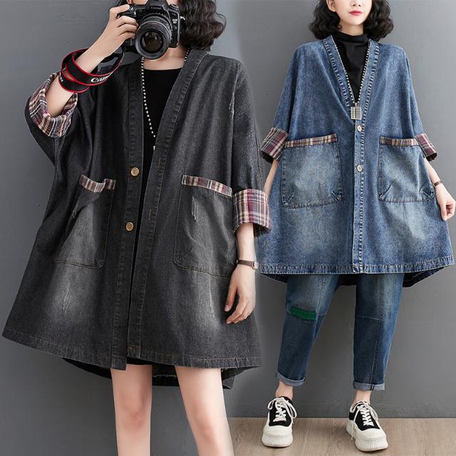 Women's V-neck pocket denim jacket loose large version mid-length windbreaker for women