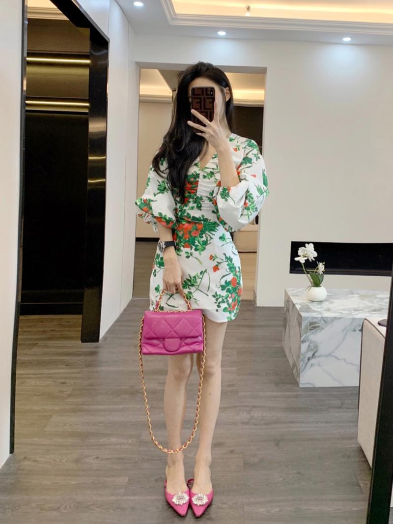 法式超仙碎花連衣裙春秋款時尚新款高級設計感小眾收腰包臀裙子女