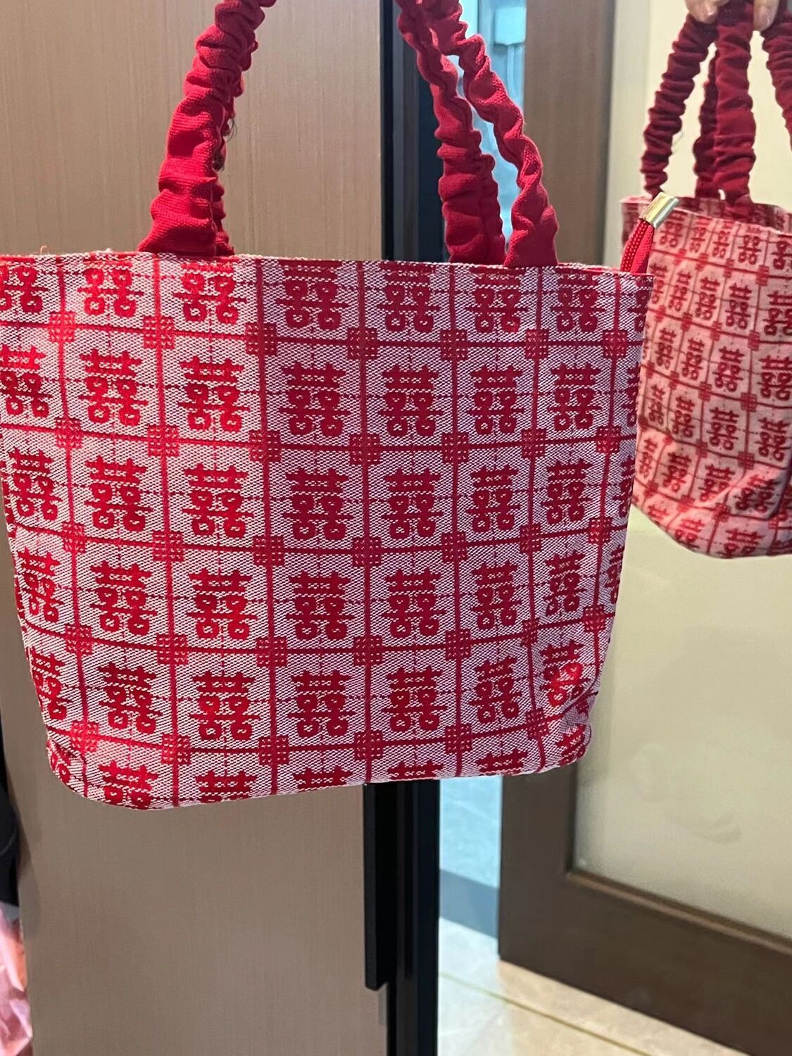 Xiaohongshu Same Style Celebration Red Bag Handbag  New Fashion Versatile Bridesmaid Gift Tote Bag