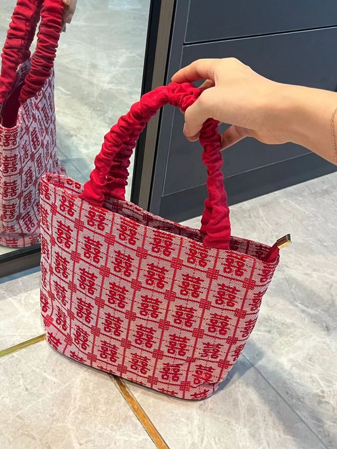 Xiaohongshu Same Style Celebration Red Bag Handbag  New Fashion Versatile Bridesmaid Gift Tote Bag