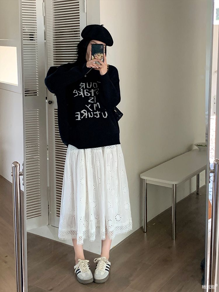 黑色字母套頭毛衣女2023秋冬季新款慵懶風寬鬆圓領針織衫軟糯上衣