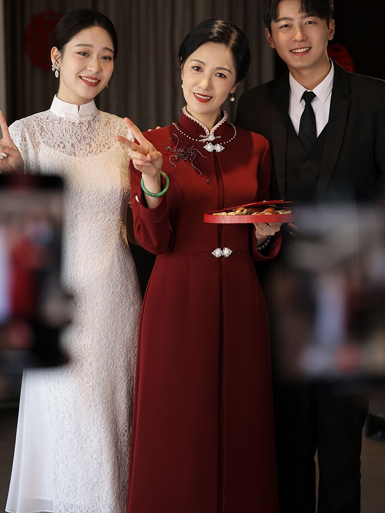 高端旗袍媽媽裝婚宴中式新款喜婆婆裝兩件套年輕氣質連衣裙2023秋