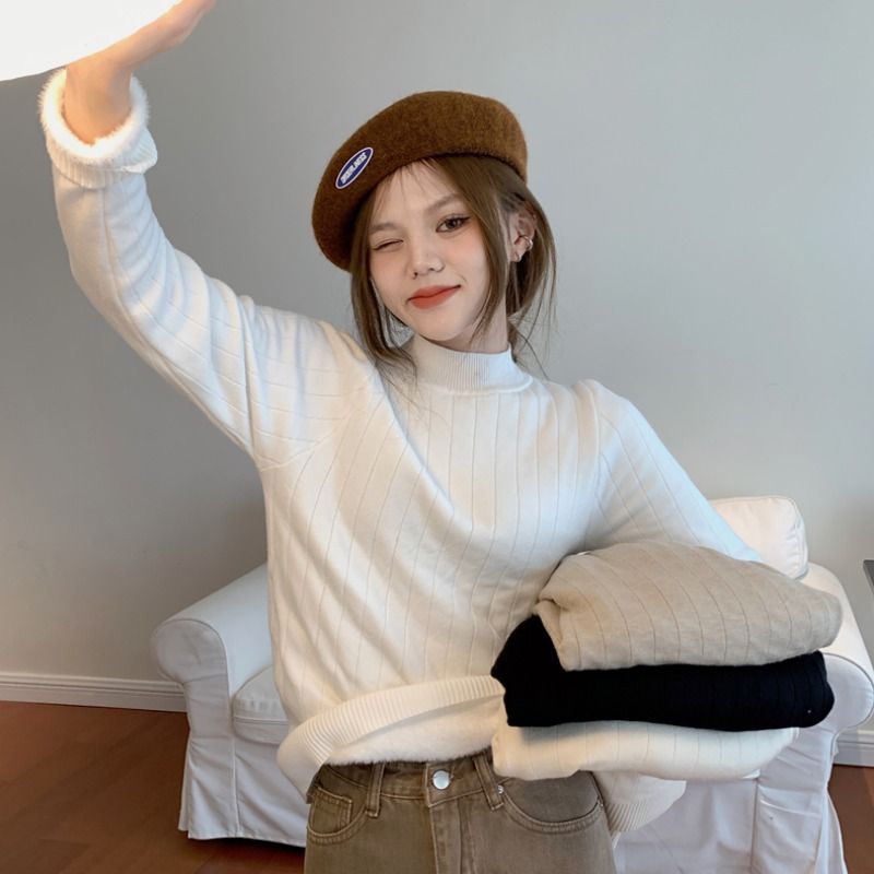 白色半高領毛衣女秋冬內搭加絨加厚修身顯瘦水貂絨長袖針織打底衫