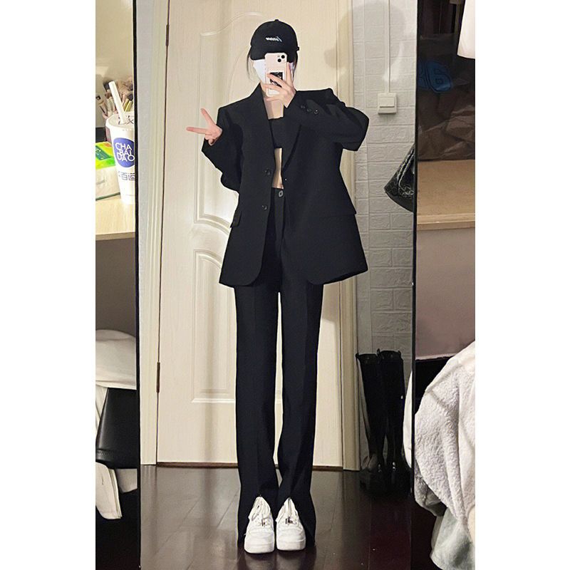 Black suit jacket 2023 spring and autumn new style high-end casual temperament this year's popular chic hot style suit