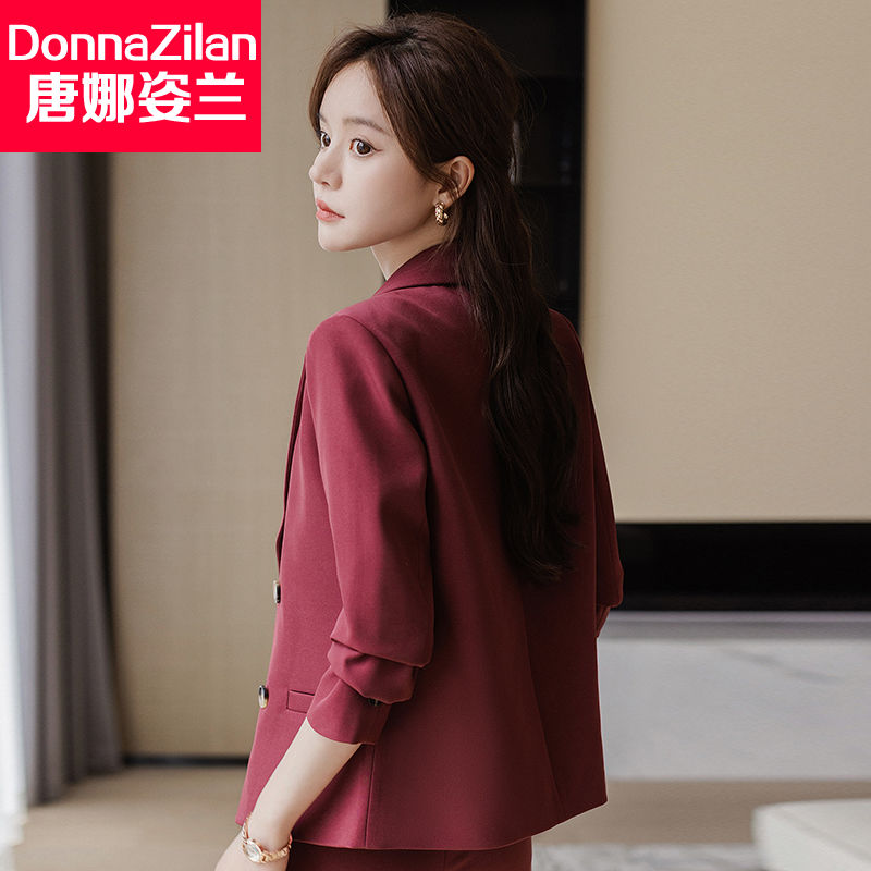 米白色西装外套女秋季2023新款韩版时尚气质短款职业休闲西服套装