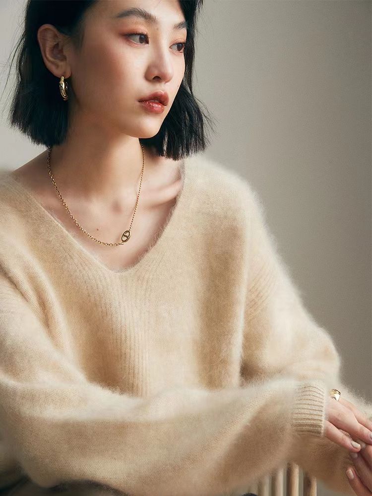高級感軟糯水貂絨v領毛衣女秋冬加厚慵懶風奶fufu針織衫時尚上衣