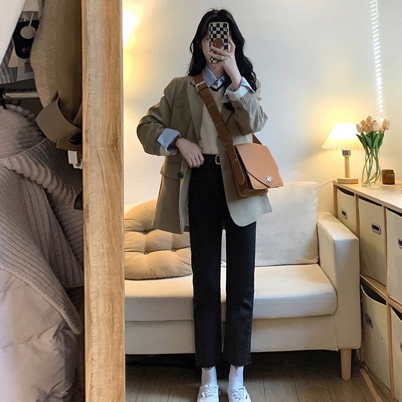 Brown small blazer women's short 2023 spring and autumn new high-end design niche small casual suit