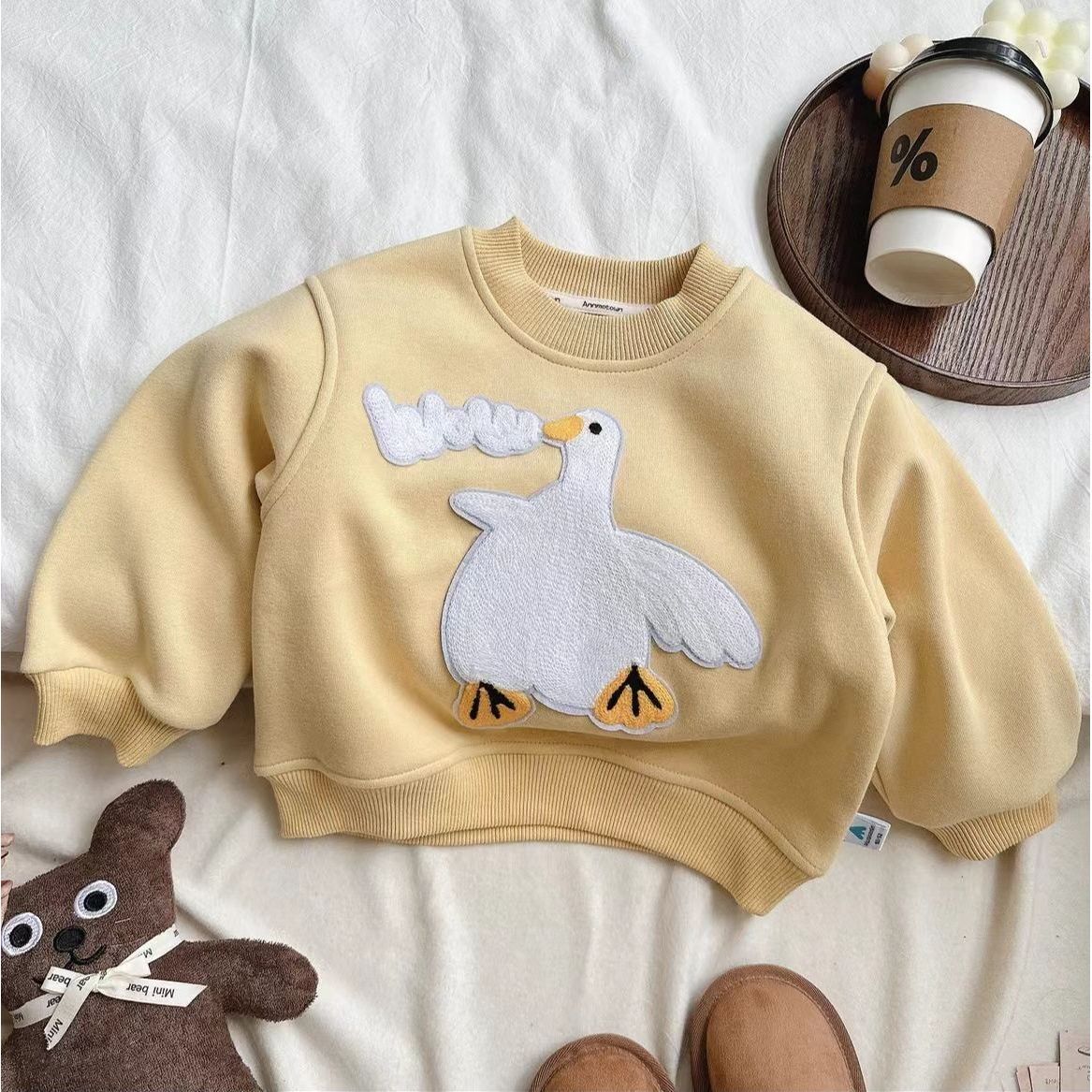 Children's Clothing  Girls Winter New Style Velvet Cartoon Print Sweater Baby Girl Versatile Outerwear Warm Top