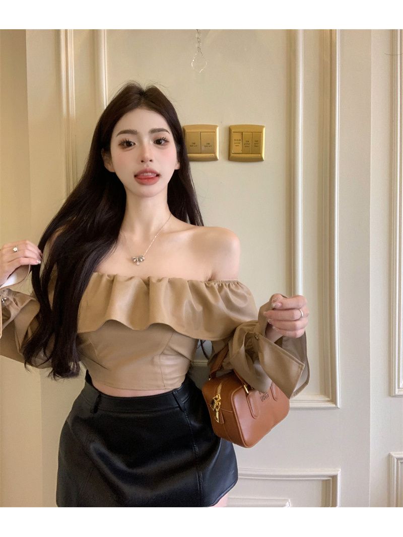 辣妹一字領喇叭袖女2023秋季純欲風性感復古收腰顯瘦露肩百搭上衣