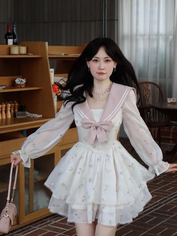 早秋學院風蝴蝶結小眾設計感拼接連衣裙女2023新款甜系短裙連衣裙