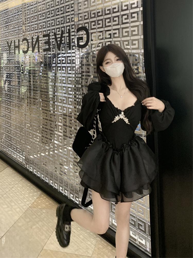 【品牌LALADUDU】胖mm法式鑲鑽泡泡袖連衣裙女秋冬氣質收腰公主裙