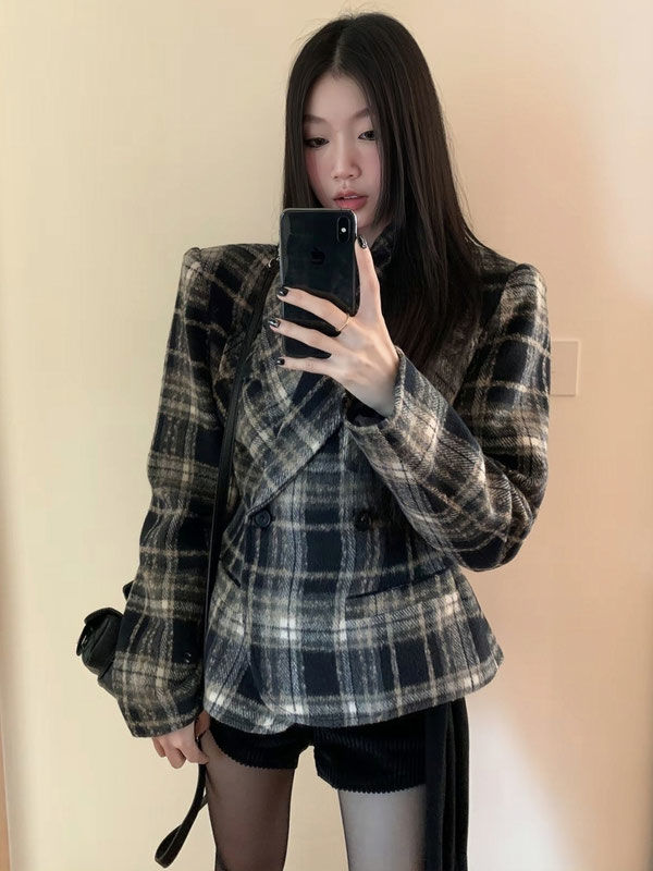 Niche design retro plaid wool suit for women autumn and winter new high-end double-breasted college style coat jacket