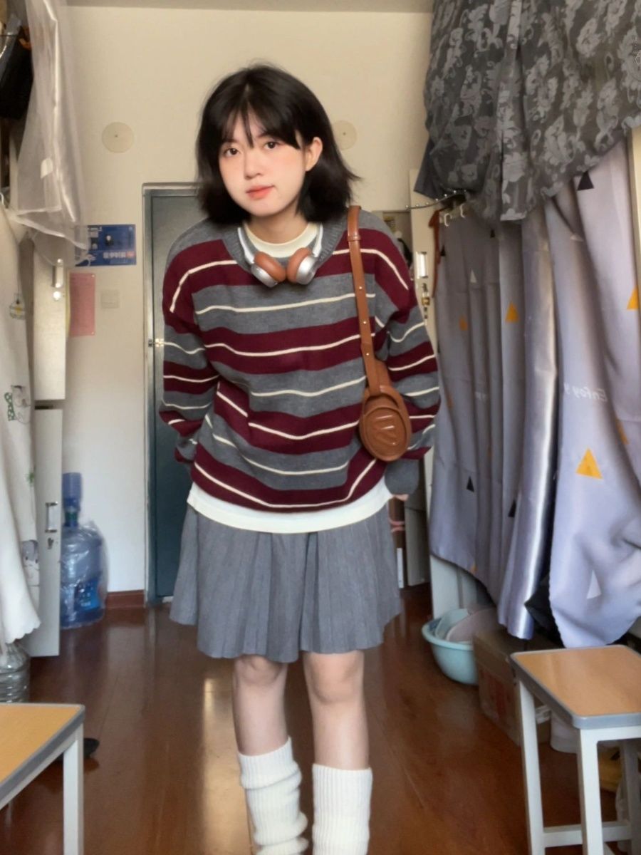 條紋毛衣女秋冬寬鬆慵懶風2023新款日系復古小眾設計感針織衫外套