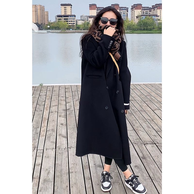 黑色呢子大衣女2023年冬季新款赫本風小個子氣質加厚爆款毛呢外套