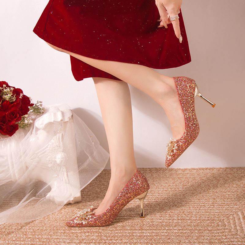 婚鞋女夏2023年新款水钻红色高跟鞋女尖头细跟新娘鞋中式秀禾单鞋