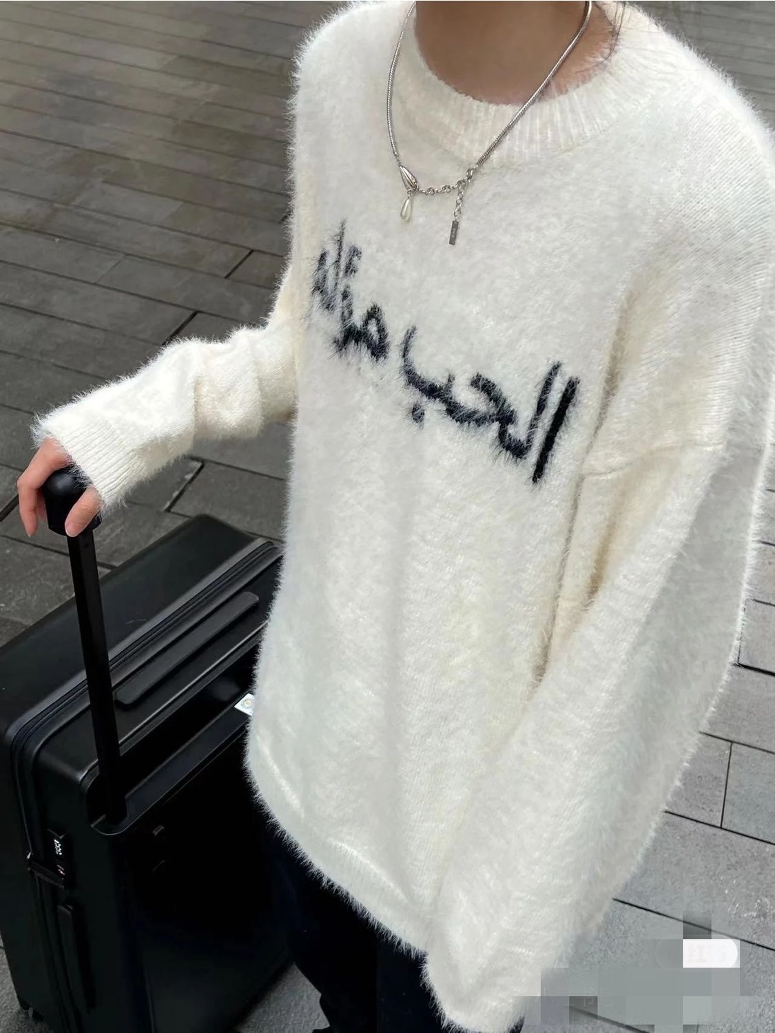 秋冬季軟糯白色字母毛衣男女款美式慵懶風馬海毛圓領套頭針織衫男