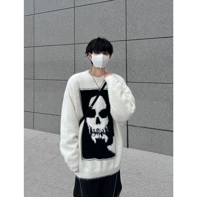 Trendy brand American handsome skull sweater for men and women new winter round neck loose lazy style high-end knitted sweater trend