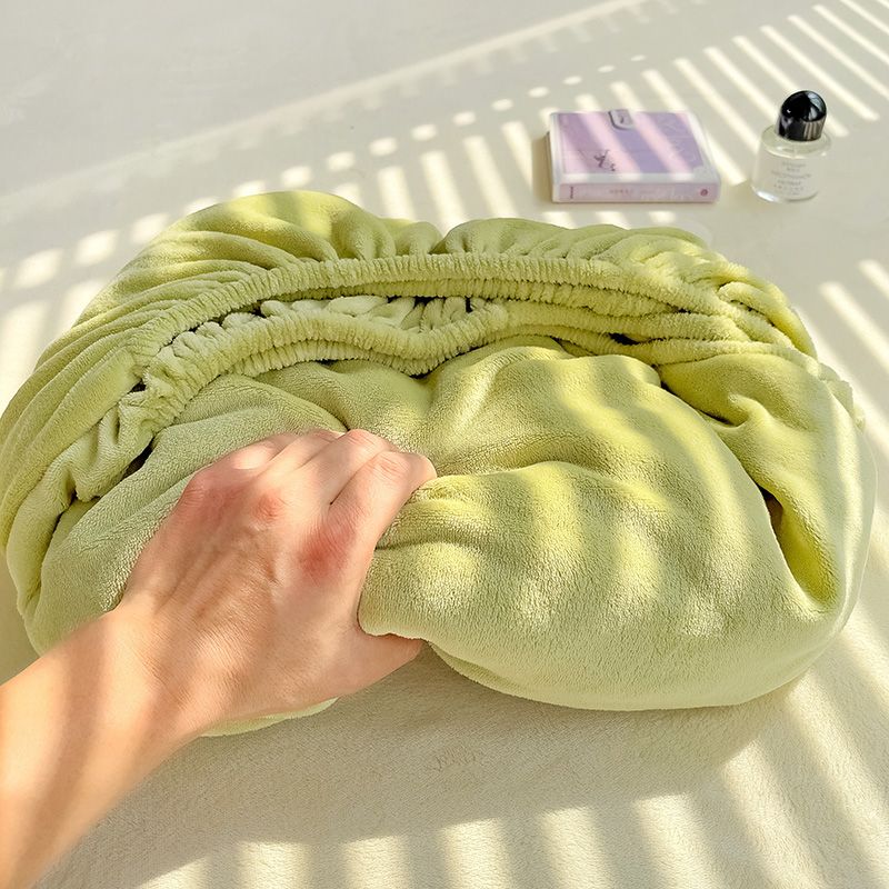 冬天牛奶绒床笠单件加绒加厚床罩法莱绒珊瑚绒防尘保护罩全包防滑