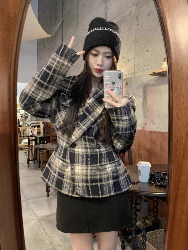 Wool plaid blazer women's winter new style retro temperament waisted Maillard plaid small suit top trendy